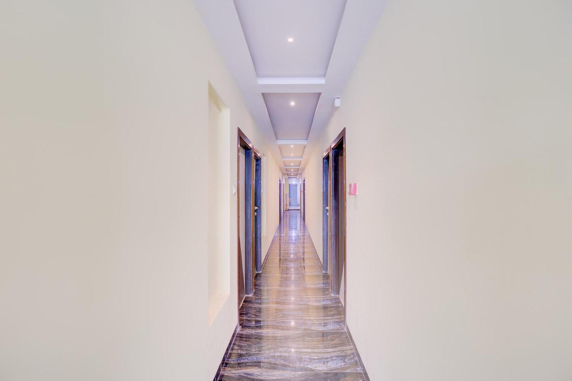 Hotel O Royal Orbit - Mumbai — Photos 3